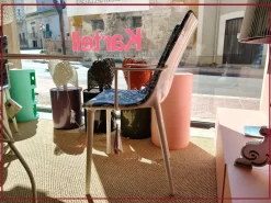 Sedia con braccioli Hhh di a prezzo scontato^Kartell