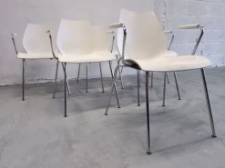 Sedia con braccioli Maui di a prezzo scontato^Kartell Hot