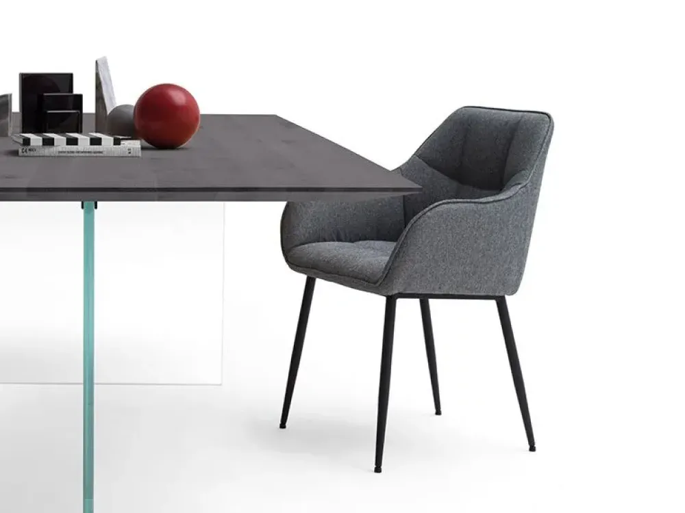 Sedia con braccioli modello Jemes a prezzo riservato^Devina Nais Best