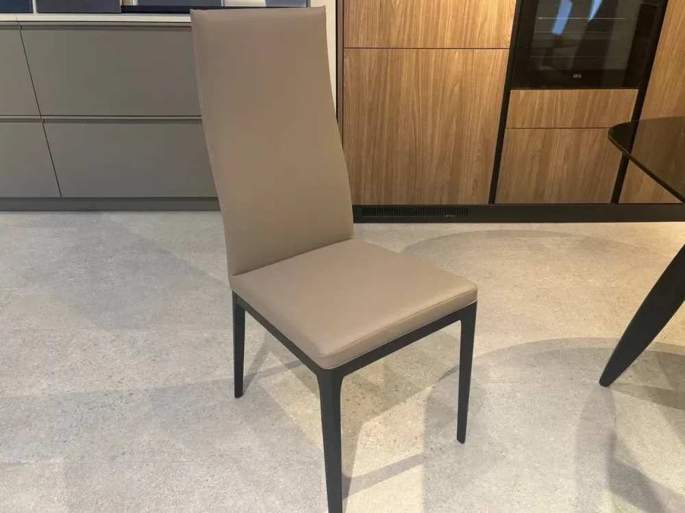 New Sedia con schienale alto modello Angy alta a prezzo riservato Sedie