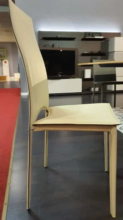 Ozzio Sedia con schienale alto Vivalta ivory di in Offerta Outlet- Sedie