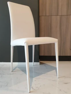 Sedia con schienale alto Charm di a prezzo Outlet^Tonin Casa Discount