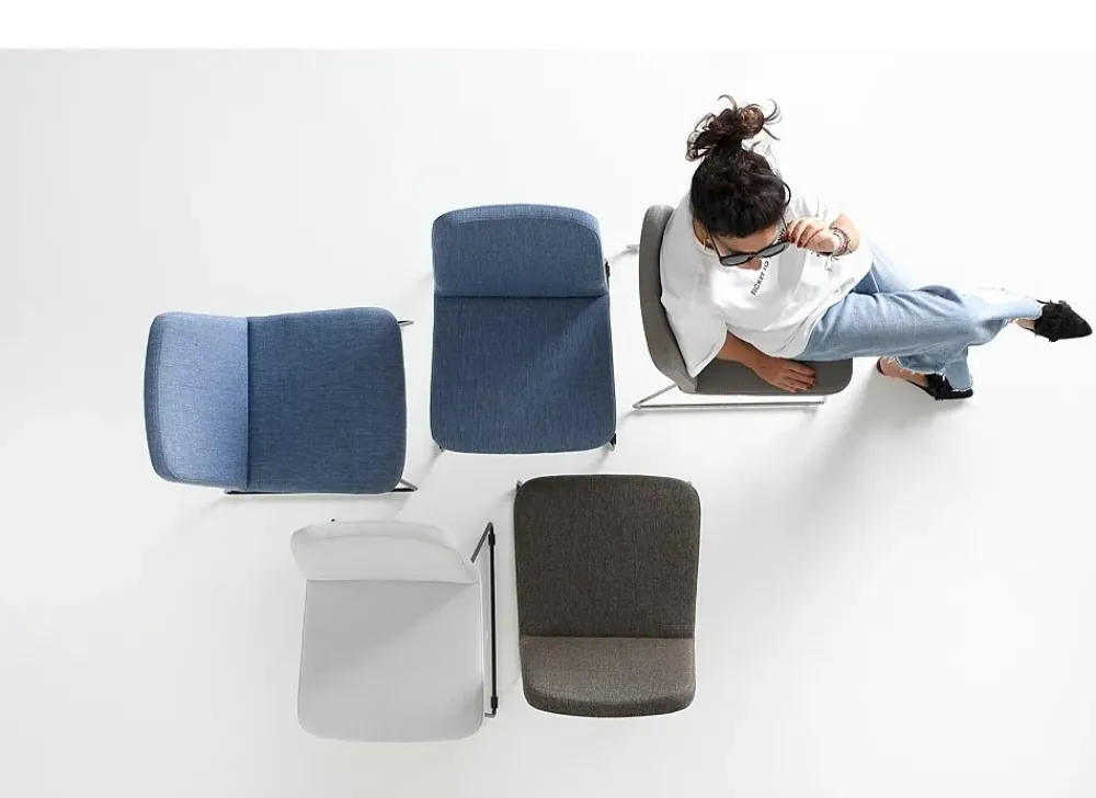 Sedia con schienale medio Cloe a prezzo Outlet^Point House New