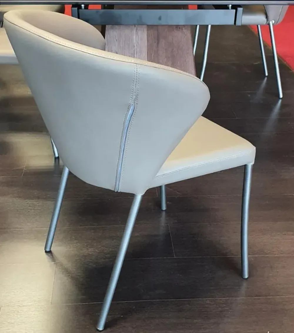 Sedia con schienale medio Andre' a prezzo scontato^Pozzoli