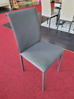 Hot Sedia con schienale medio Boys a prezzo ribassato Sedie