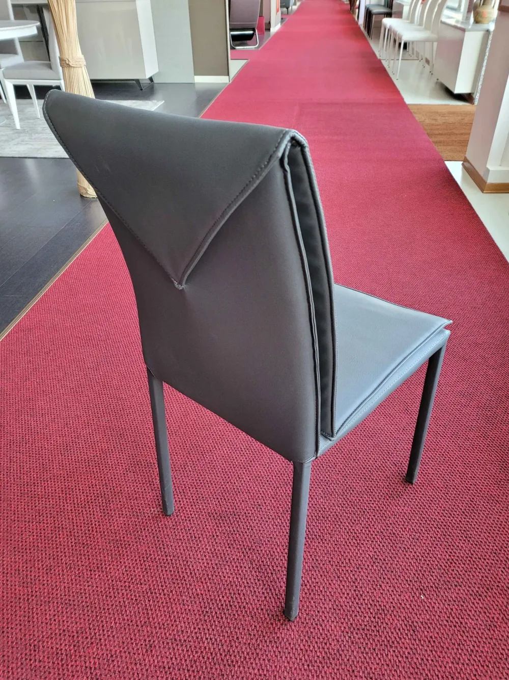 Hot Sedia con schienale medio Boys a prezzo ribassato Sedie