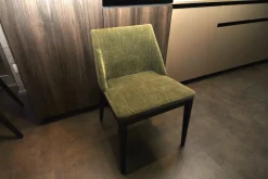 New Sedia con schienale medio Lolita di a prezzo scontato Sedie