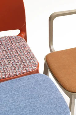 Sedia con schienale medio Tipa imbottita di in Offerta Outlet^Pointhouse Outlet