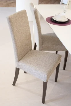 Sedia da cucina realizzata in tessuto Copenaghen di^Connubia Online