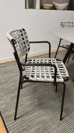 Sedia da giardino modello Yo! a prezzo scontato^Connubia