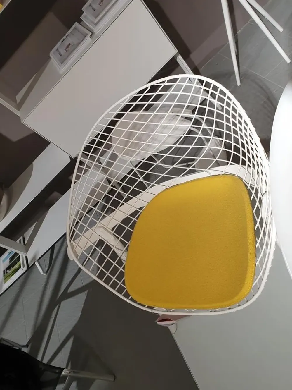 New Sedia da soggiorno Kobi SCONTATA Sedie