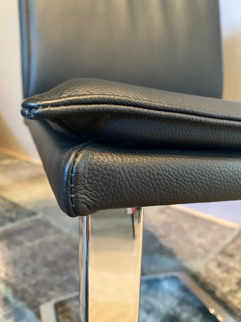 Outlet Sedia da soggiorno Liz SCONTATA Sedie