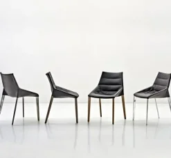 Molteni & C Sedia da soggiorno Outline di SCONTATA 25%- Sedie
