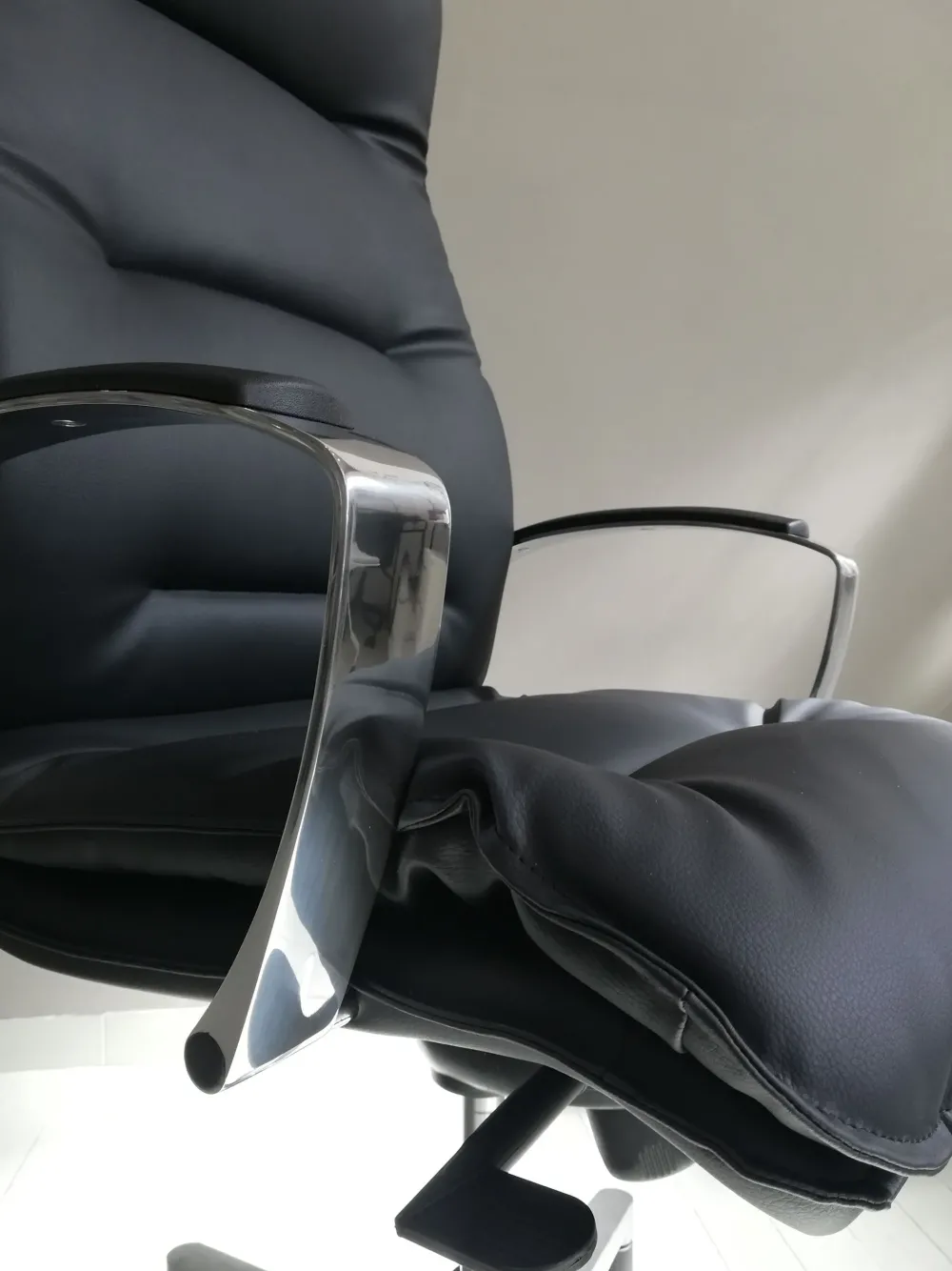 Sedia direzionale modello Formen direzionale in OFFERTA OUTLET^Las Mobili Outlet