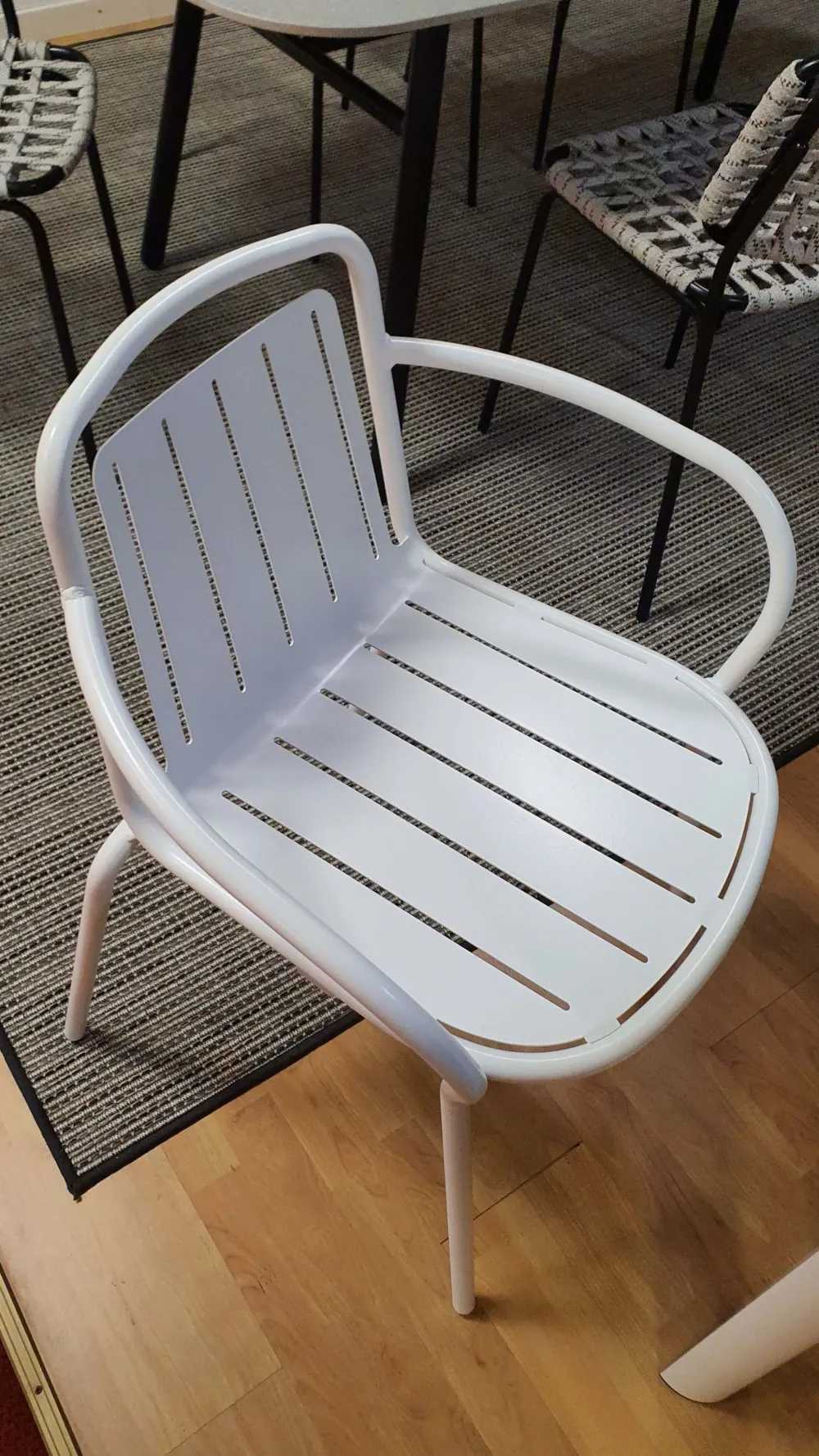 Sale Sedia Easy con braccioli per l'esterno a marchio a prezzi convenienti Sedie Da Giardino