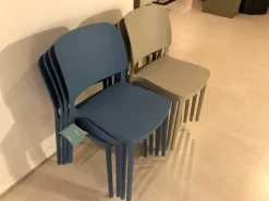 Sale Sedia impilabile Keai di a prezzo scontato Sedie