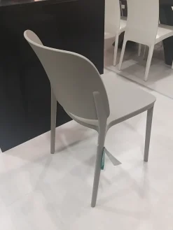 Ingenia Sedia impilabile Keai di in Offerta Outlet- Sedie