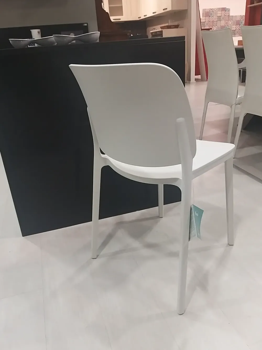 Sedia Keai da cucina realizzata in plastica scontata del 13%^Ingenia Sale