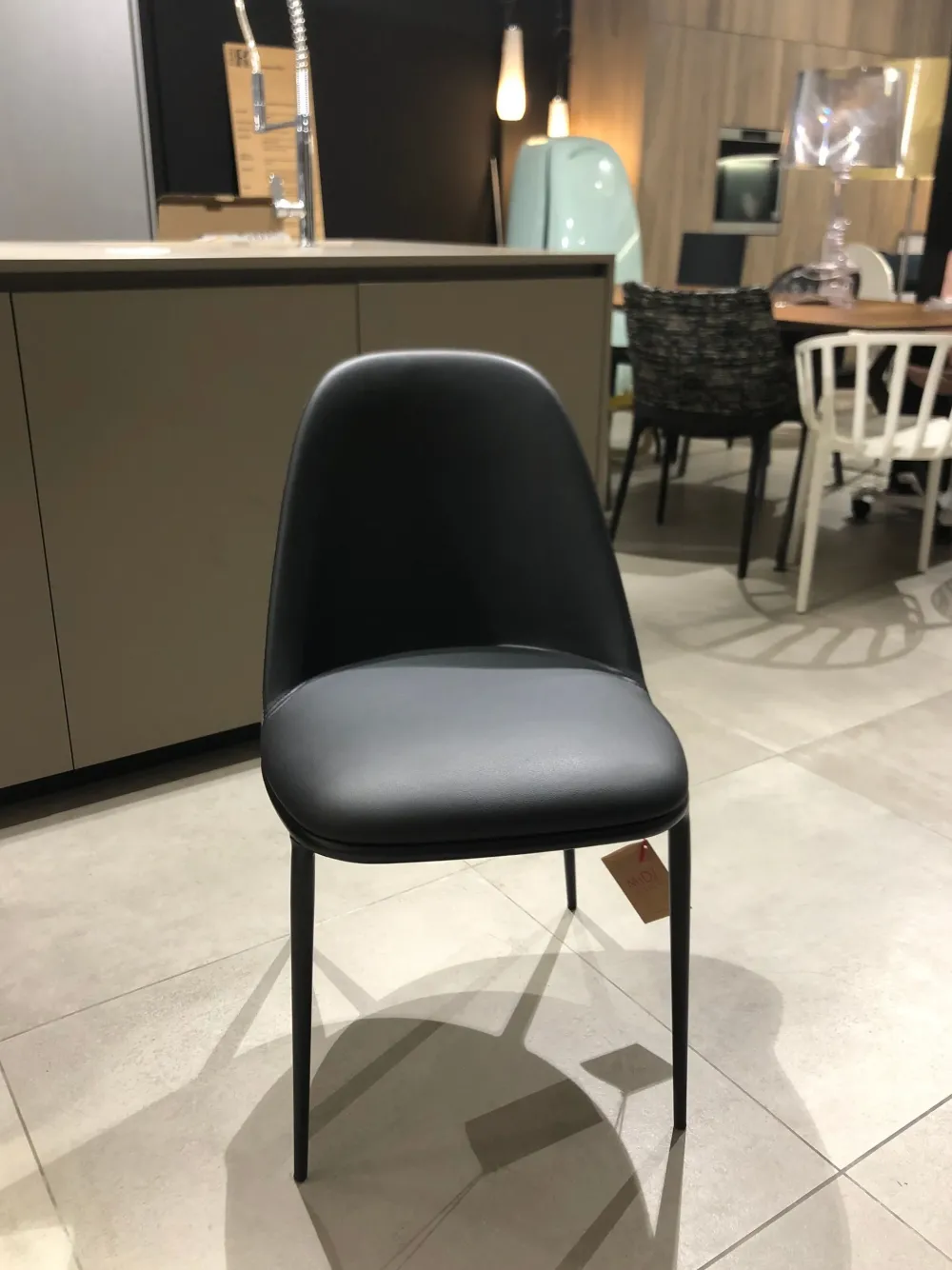 Sedia Lea a prezzo scontato^MIDJ Sale