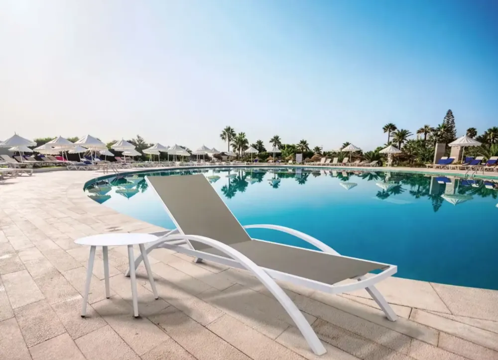 Md work Sedia Lettino prendisole olivia bianco per l'esterno a marchio a prezzi convenienti- Sedie Da Giardino