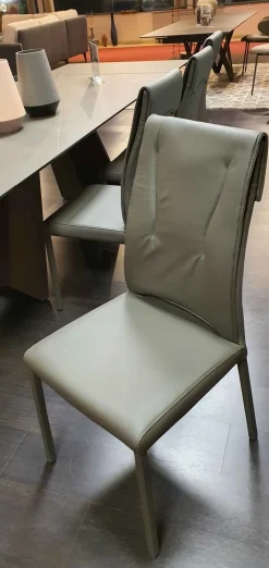 Ozzio Sedia Luxy da soggiorno realizzata in pelle scontata del 81%- Sedie