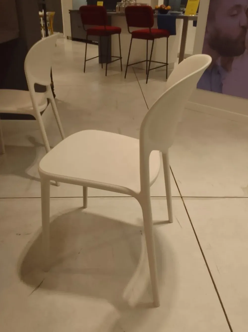 Sedia modello Abby di a prezzo riservato^Connubia Sale