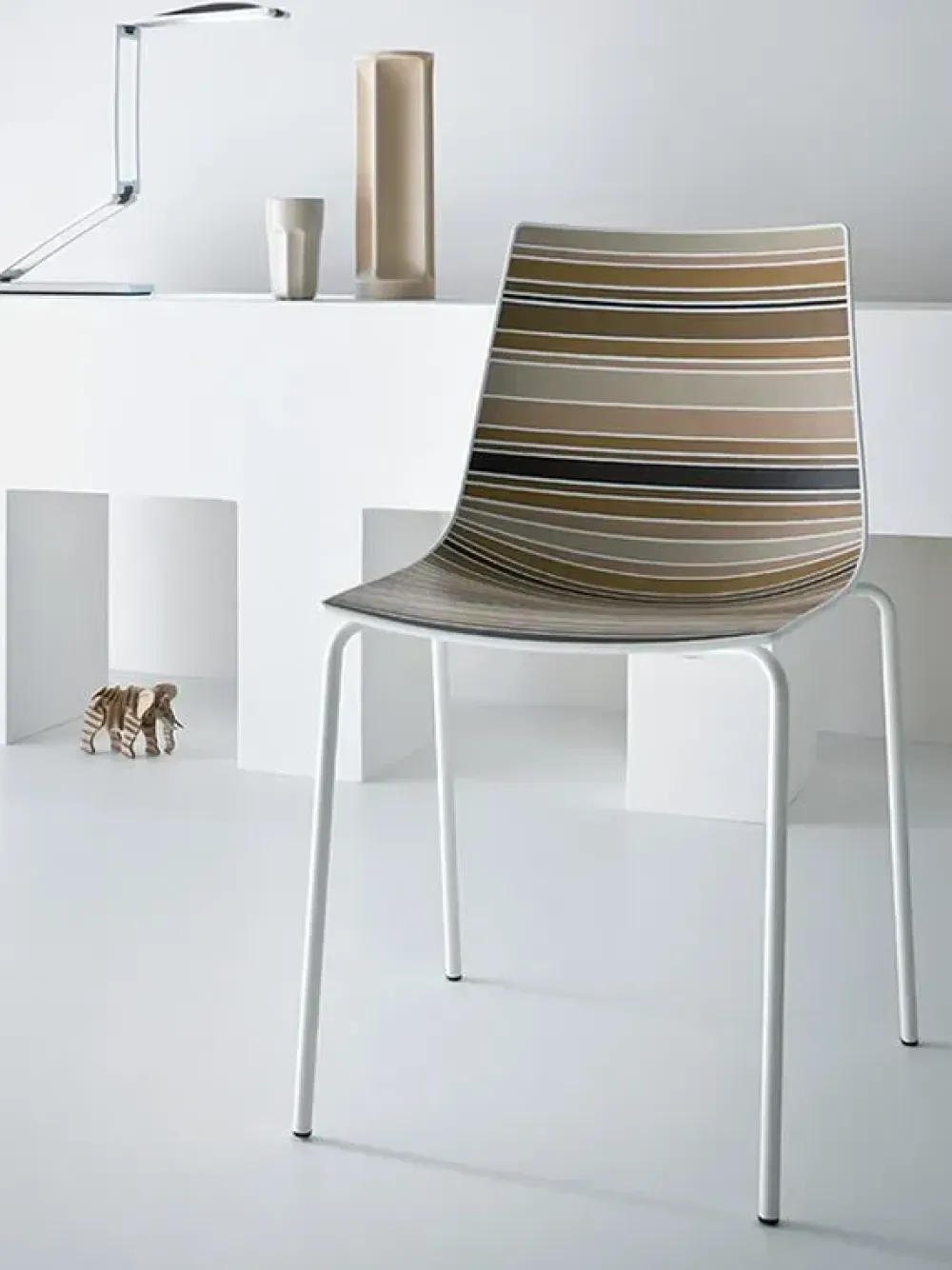 Sedia modello Colorfive na di : contatta il venditore per scoprire il prezzo^Gaber Clearance