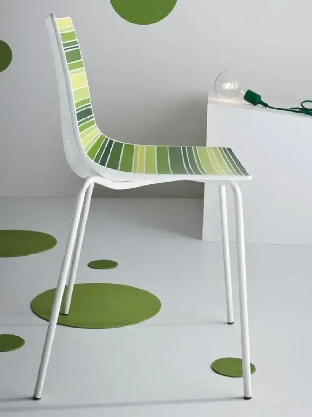 Sedia modello Colorfive na di : contatta il venditore per scoprire il prezzo^Gaber Clearance