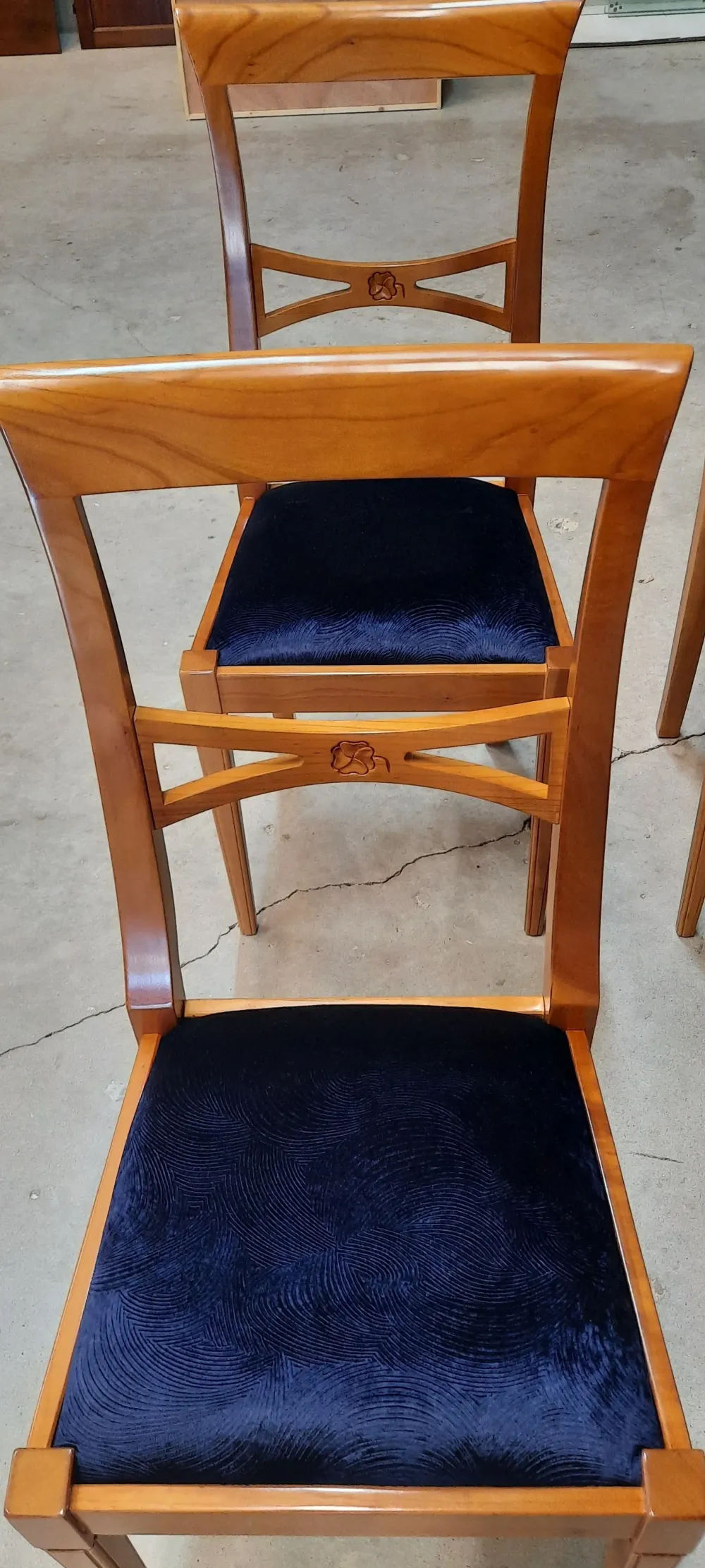 Sedia Modello quadrifogli di in OFFERTA OUTLET -68%^Mobilificio Bellutti Sale