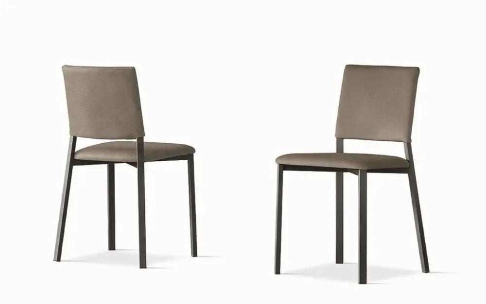 Sedia modello Sara senza braccioli di^Sedit Hot