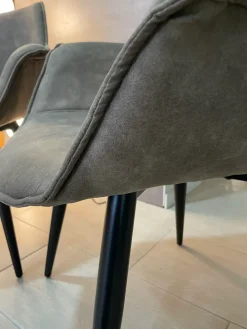 Sedia modello Sedia dixon di : richiedi il prezzo^Devina Nais Hot