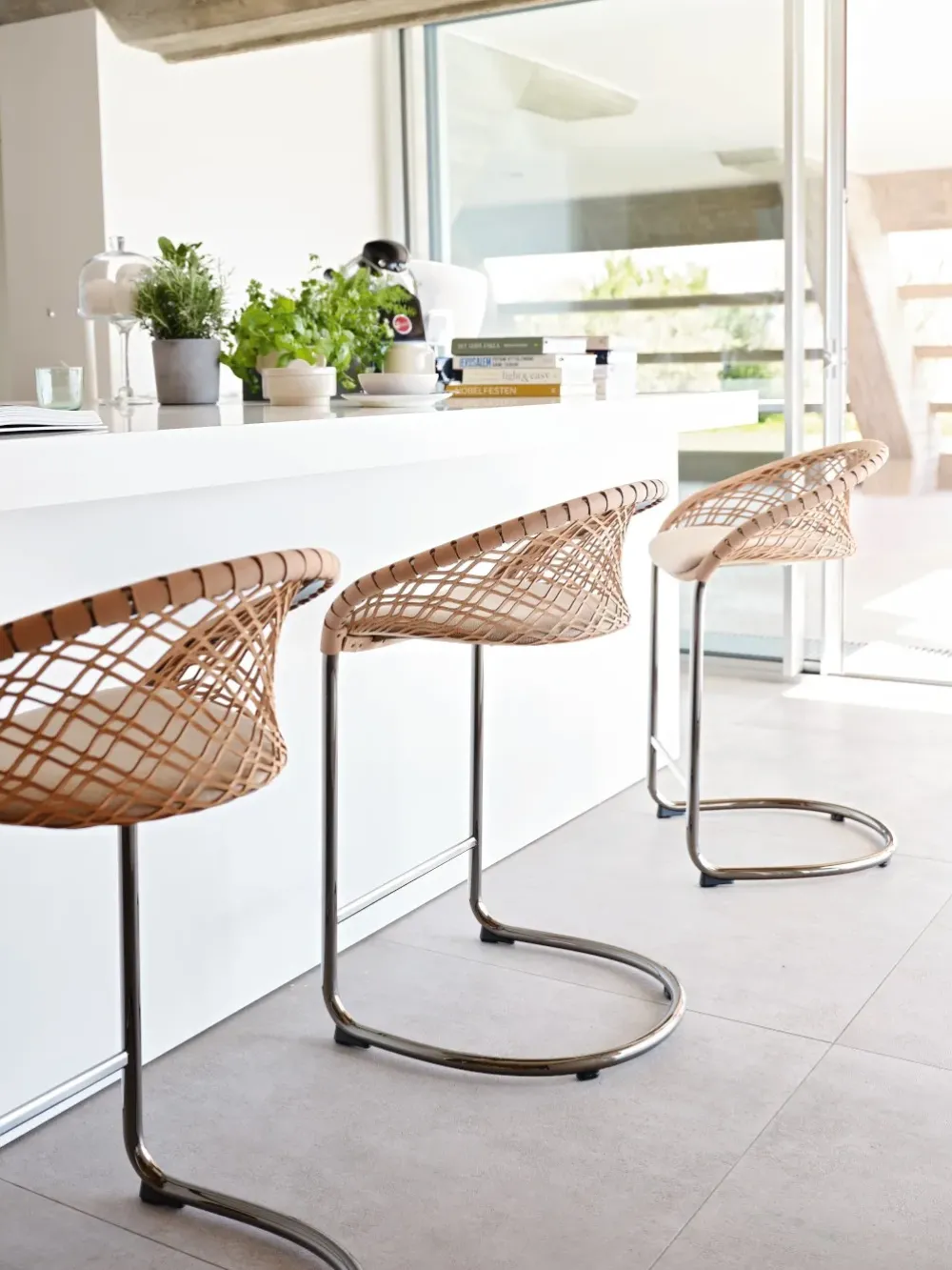 MIDJ Sedia modello Sgabello p47 regolabile in altezza di- Sedie