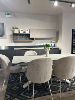 Best Sedia modello Tuka mid con schienale alto di Sedie