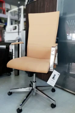 Sedia operativa in ecopelle Athena direzionale + 2 sedie slitta con forte sconto^Las Mobili Outlet