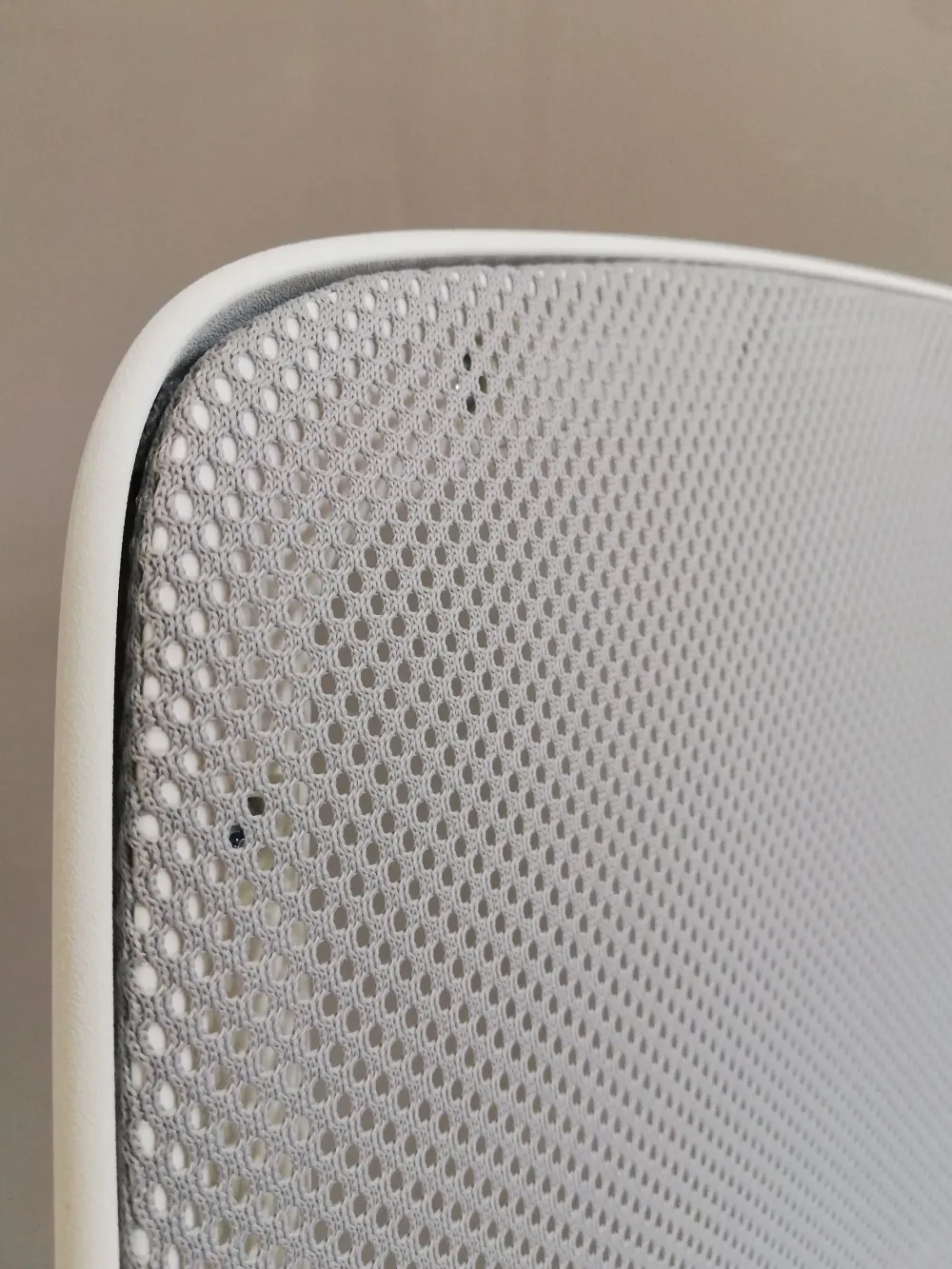 Sale Sedia operativa modello Cast rete full white in altro ad un prezzo davvero conveniente Arredo Ufficio