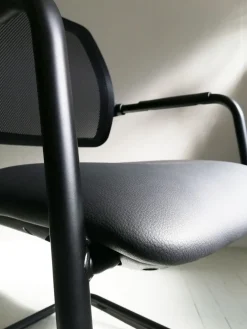 Las Mobili Sedia operativa modello Direzionale trama + 2 sedie slitta in OFFERTA OUTLET- Arredo Ufficio