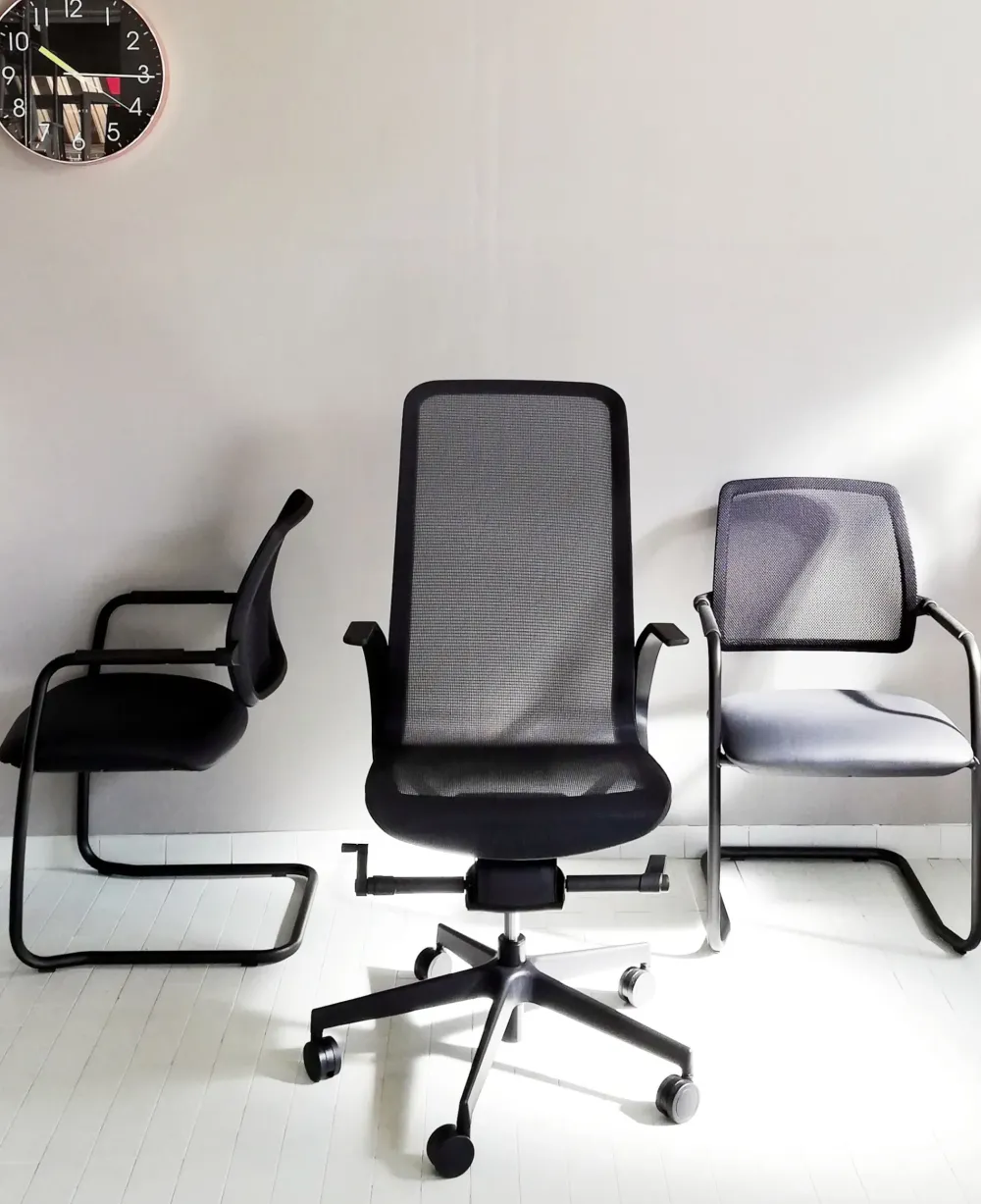 Las Mobili Sedia operativa modello Direzionale trama + 2 sedie slitta in OFFERTA OUTLET- Arredo Ufficio
