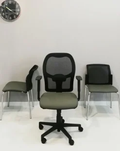 Sedia operativa modello Sistema rete + 2 sedie in ecopelle ad un prezzo speciale^Las Mobili Hot