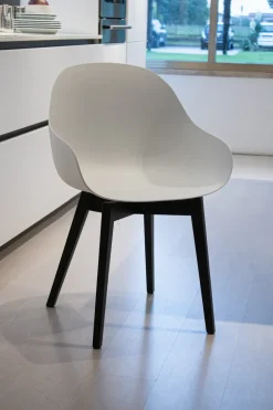 Connubia Sedia poltroncina modello Accademy a prezzo riservato- Sedie