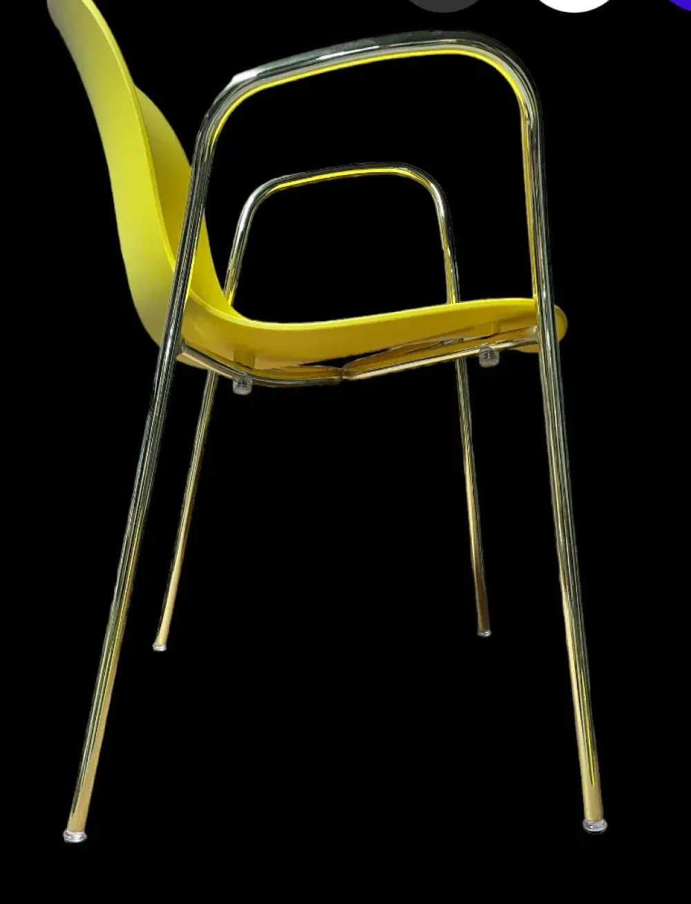 Sedia Sedia troy gialla struttura oro a prezzo scontato^Magis Outlet