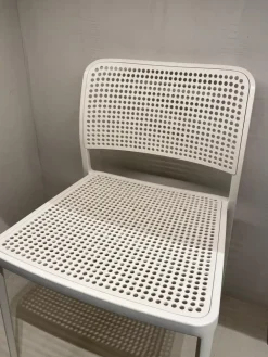 Kartell Sedia senza braccioli Audrey  bianca a prezzo Outlet- Sedie