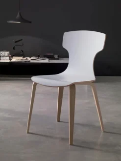 New Sedia senza braccioli Hat a prezzo ribassato Sedie