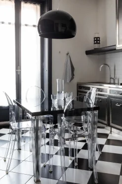 New Sedia senza braccioli modello Victoria ghost a prezzo riservato Sedie