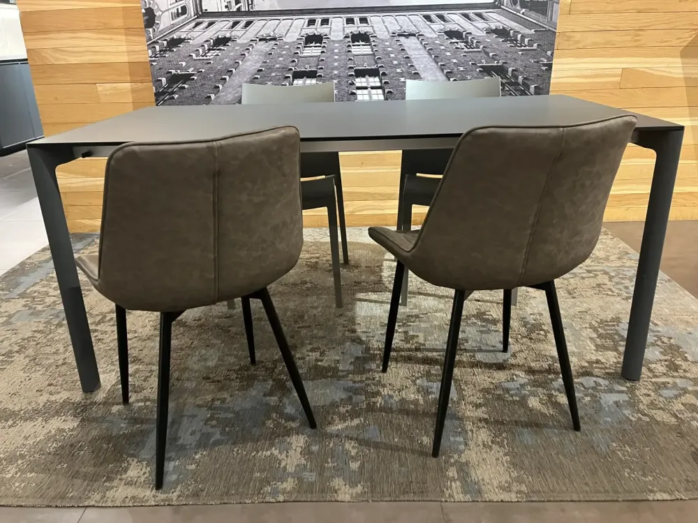 Devina Nais Sedia senza braccioli modello Ray a prezzo riservato- Sedie