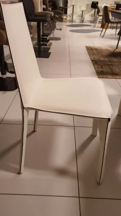 Sedia senza braccioli Pagoda bianca di a prezzo ribassato^Ozzio Outlet