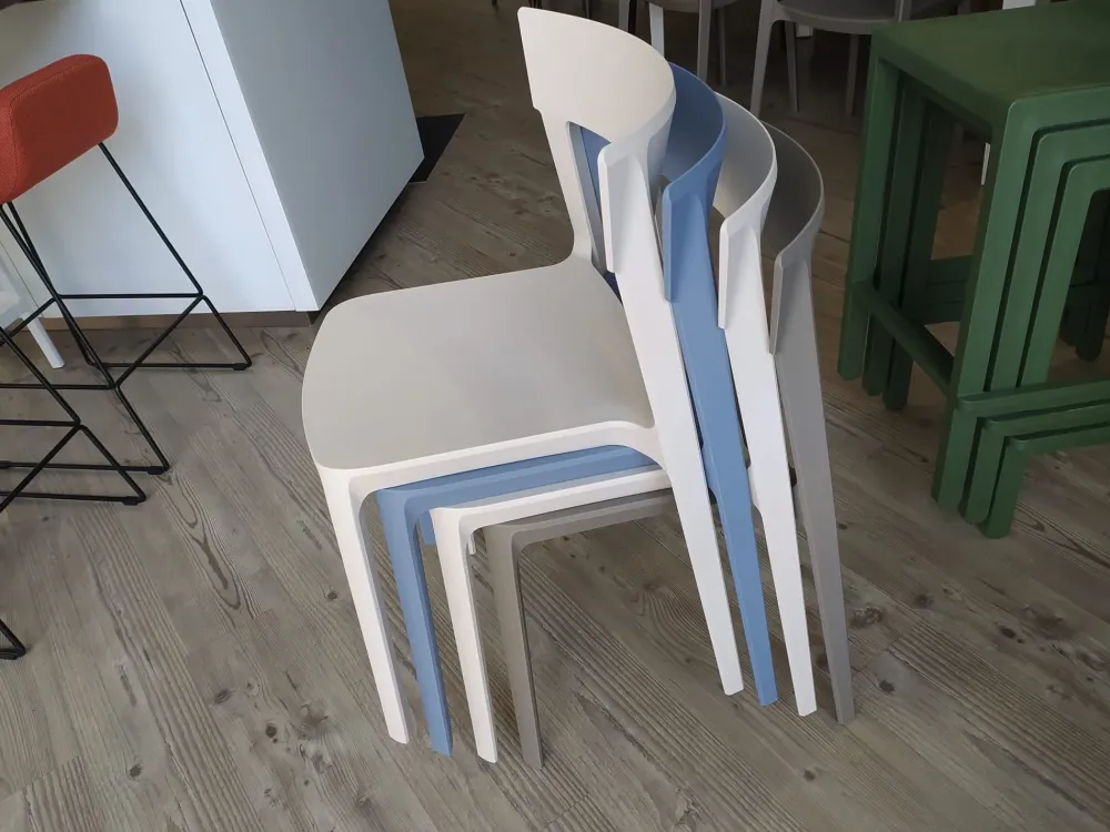 Calligaris Sedia Skin di : richiedi il prezzo- Sedie