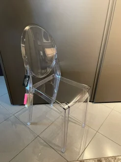 Online Sedia Victoria ghost da soggiorno realizzata in plastica scontata del 25% Sedie