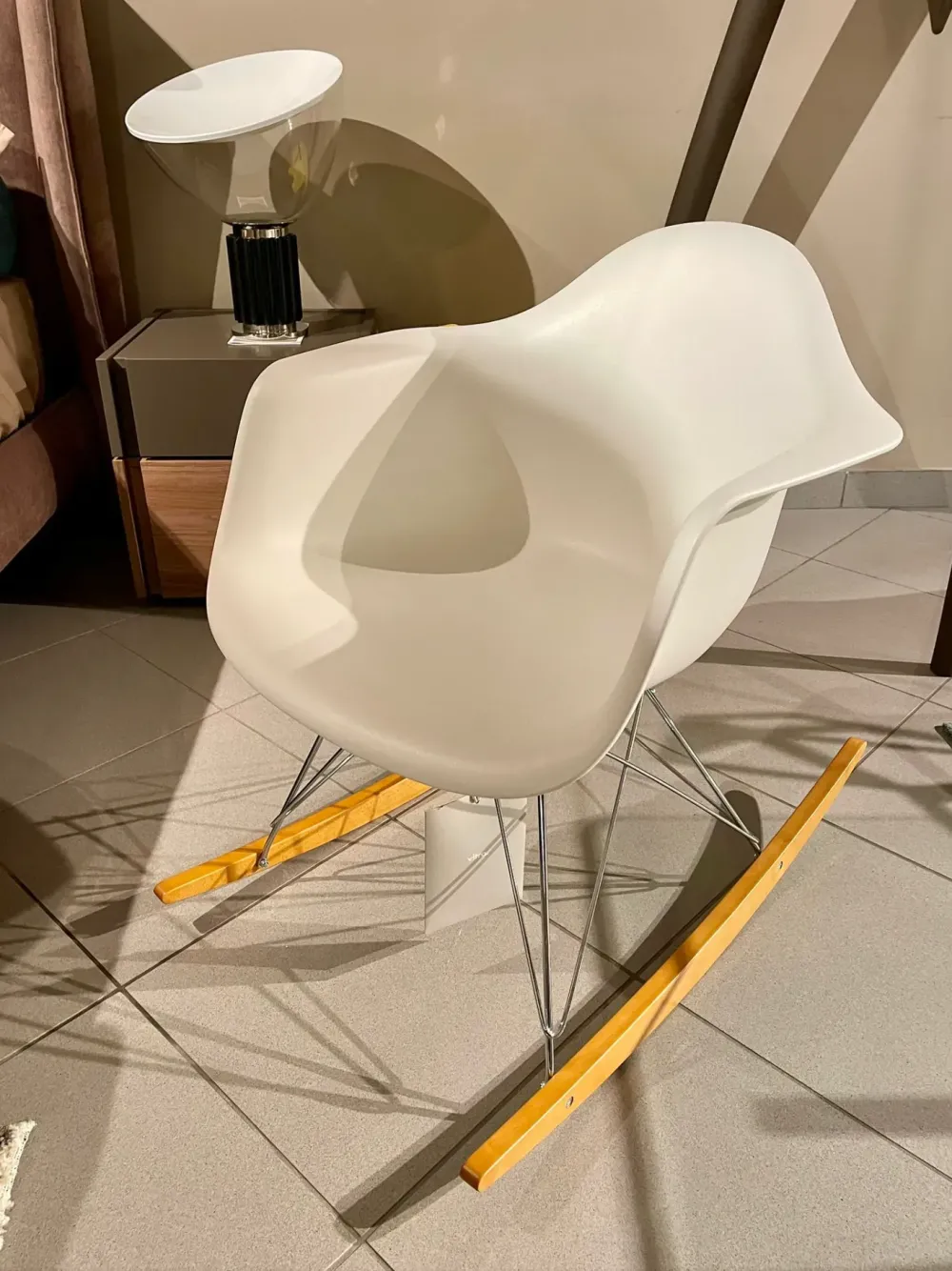 Sedia Vitra eames plastic armchair rar SCONTATA a PREZZI OUTLET^Collezione esclusiva Online