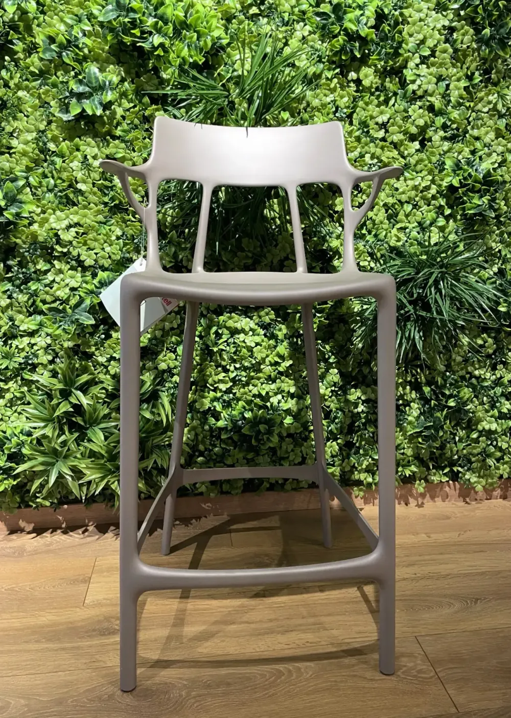 Kartell Sgabello con 4 gambe A.i. stool con forte sconto- Sgabelli