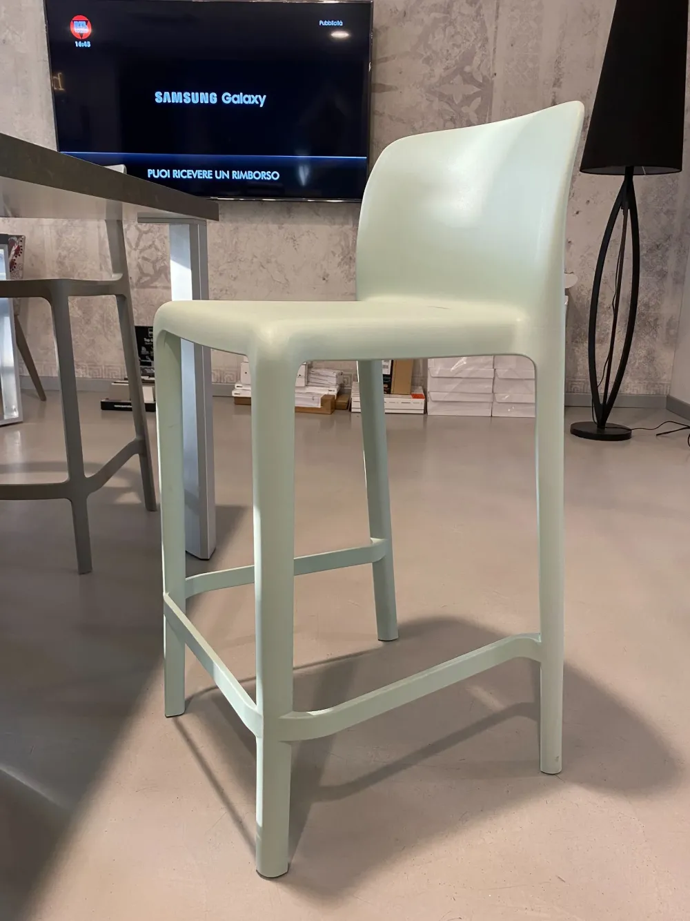 Connubia Sgabello con 4 gambe Bayo a prezzi outlet- Sgabelli